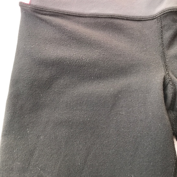 Lululemon Capri Cropped Leggings - Picture 7 of 8